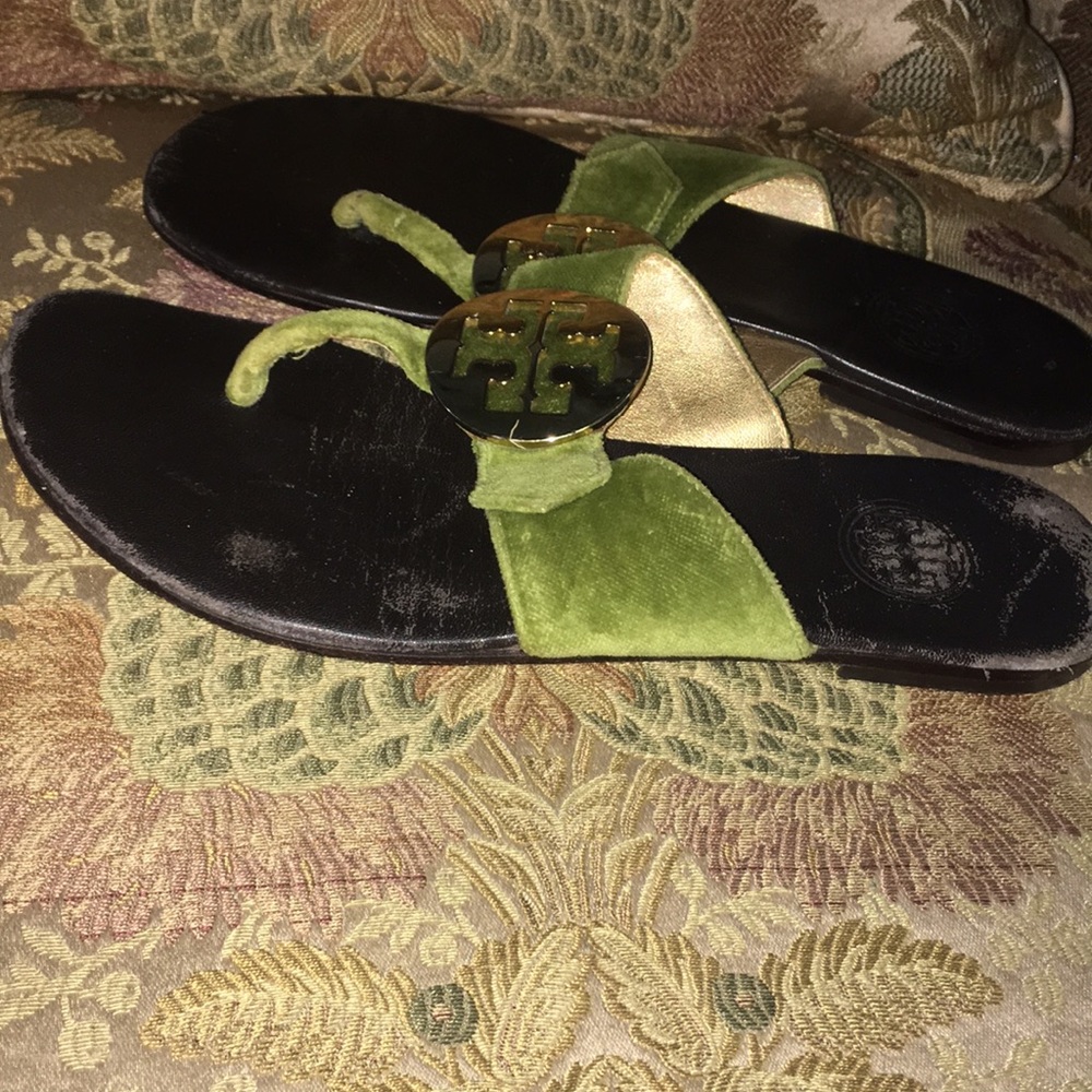 Tory Burch 7 and half velvet - Picture 5 of 7